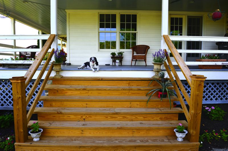 Porch Rail Repair in Kansas City, KS